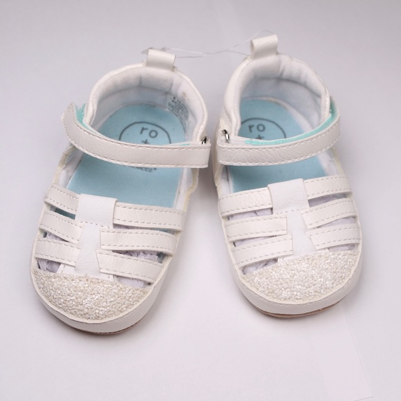 baby sandals size 6